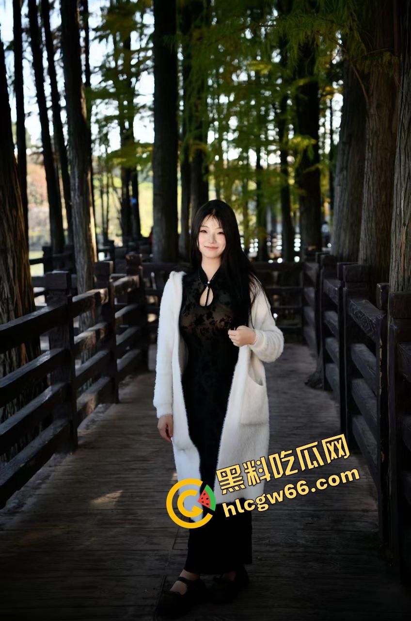 石家庄财力猛男专约嫩妹，大三倍体型压身爆操，小嫩逼撑得直抖腿，这谁看了不心疼又不硬！-8