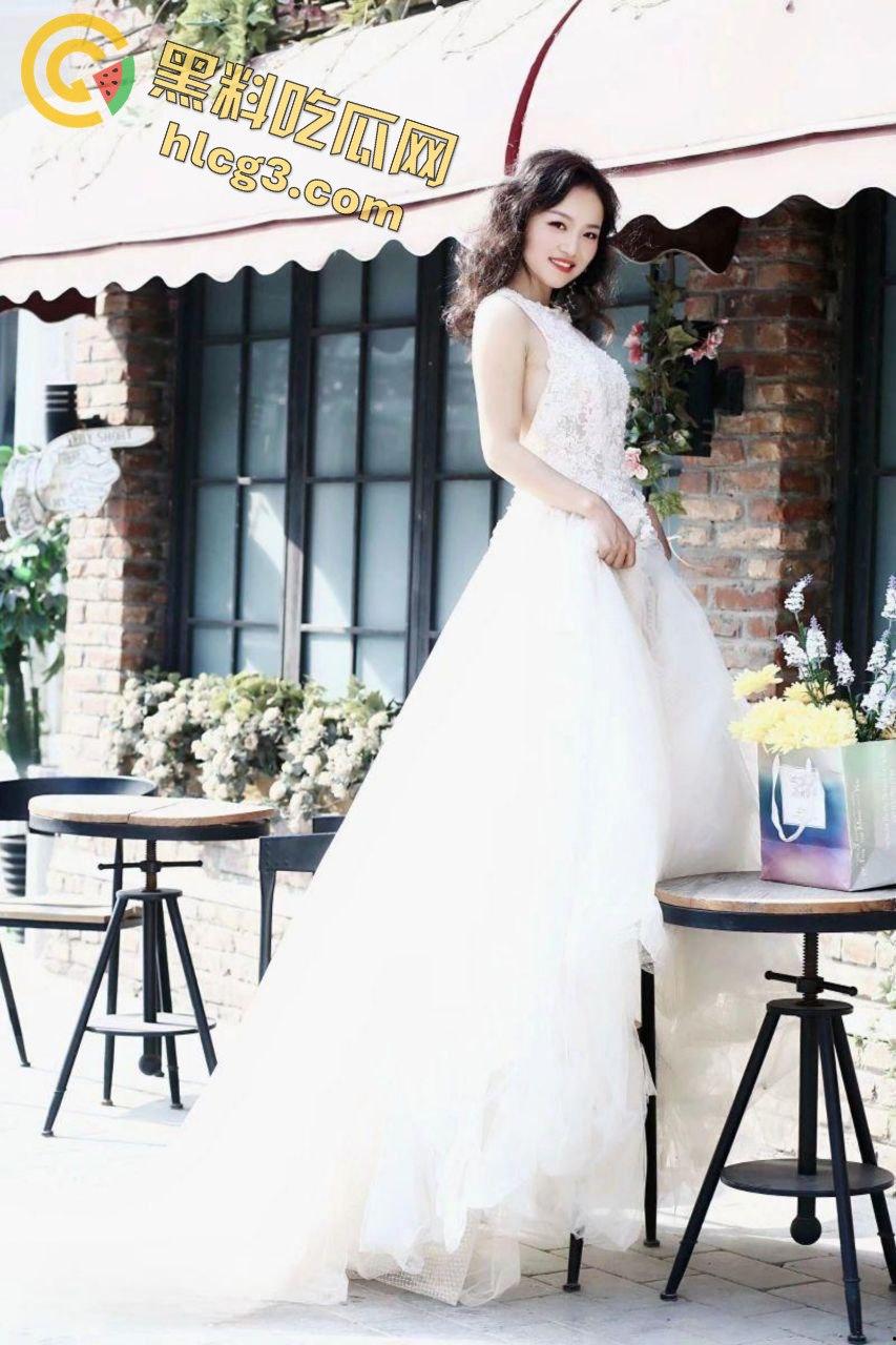 少妇骚妻反差大揭秘，新娘子从优雅人妻到淫荡母狗的惊人转变！-13