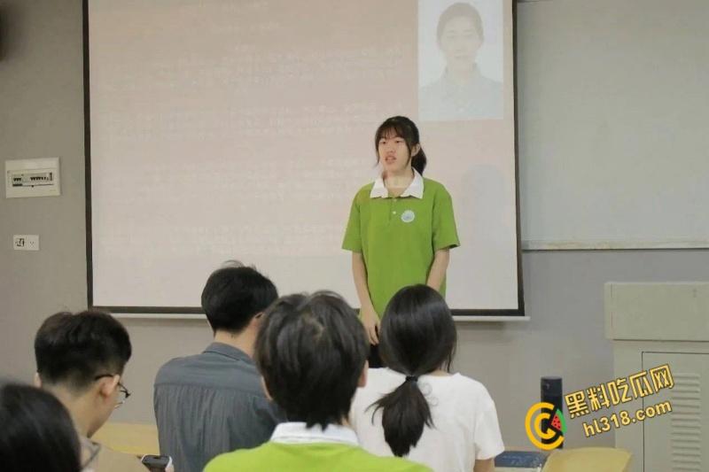 内蒙古城市技术学院幼师【庄雅文】，性欲强盛的小母狗，粉唇灵活吞吐肉棒，性感蜜桃臀被疯狂后入 !-4