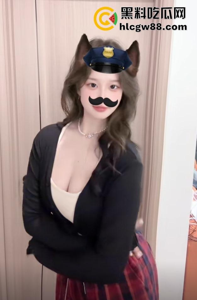 福建厦门抖音嫩妹【孙悦婉】高颜值极品身材性感学生妹，私下当主播PK找干爹，小骚逼被干爹射爆了！-5