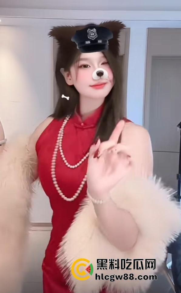 福建厦门抖音嫩妹【孙悦婉】高颜值极品身材性感学生妹，私下当主播PK找干爹，小骚逼被干爹射爆了！-11