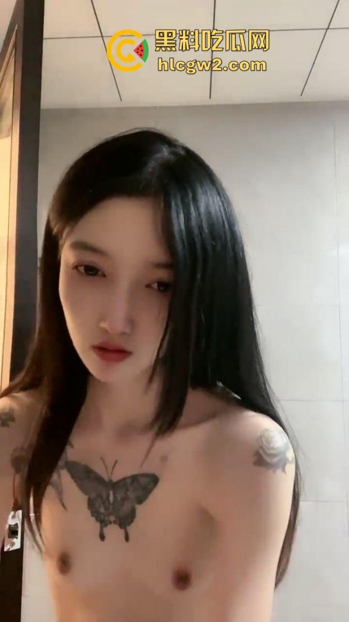 独家爆料!顶级校花颜值女神【小蝴蝶会飞】下海黄播露脸收费房福利 大长腿道具自慰狂插!-4