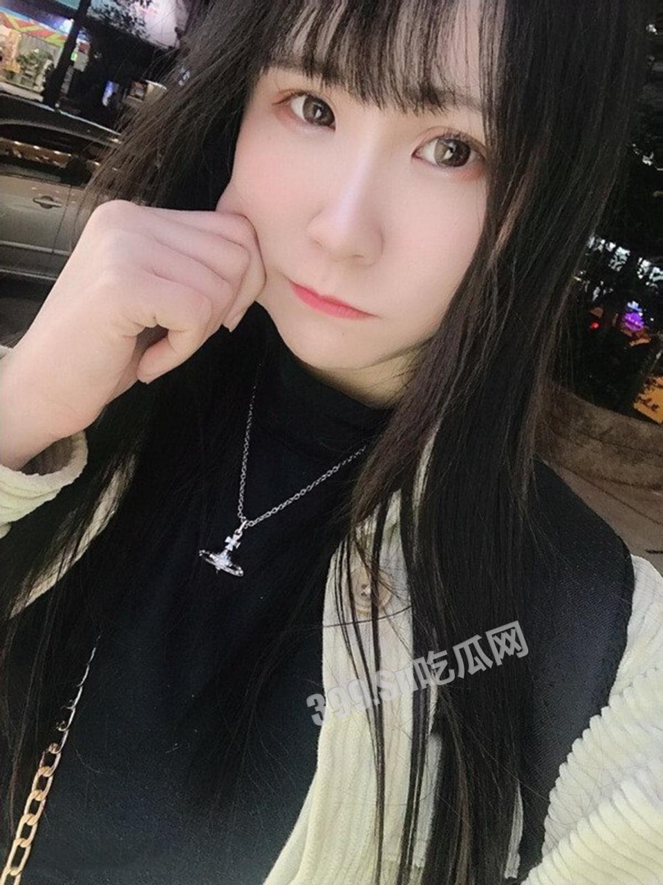 反差泄密 91大神高档景观酒店约炮身材皮肤堪称一绝的学生妹 脸穴同框自慰 + 口交啪啪-2