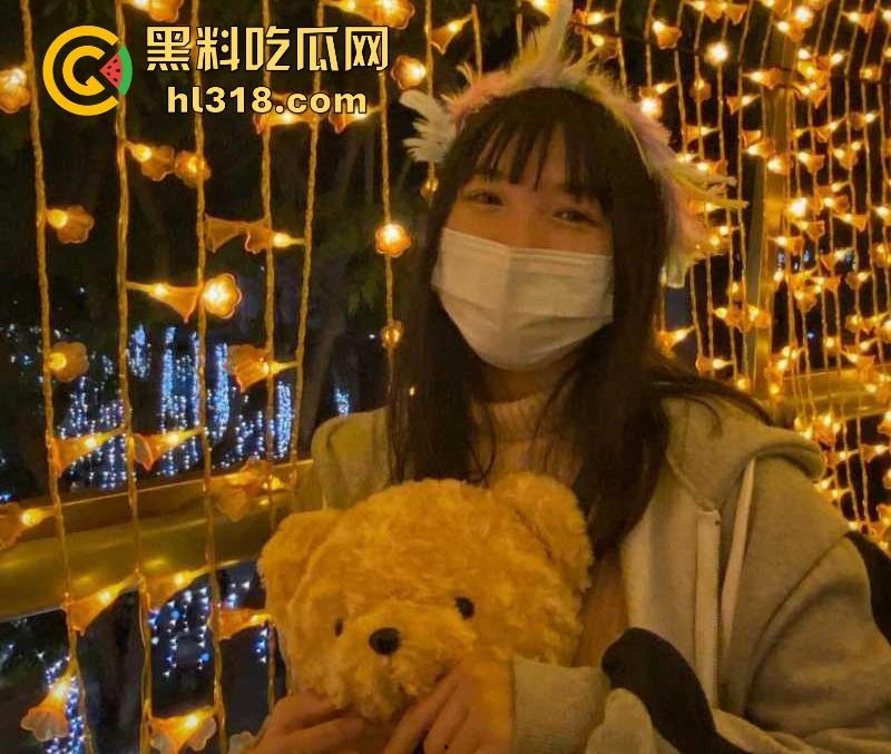 常州工商学院【黄文婧】可爱极品学生化身巨乳白虎小母狗，大胆揉奶自慰，哪知竟惨遭男友外流！-5