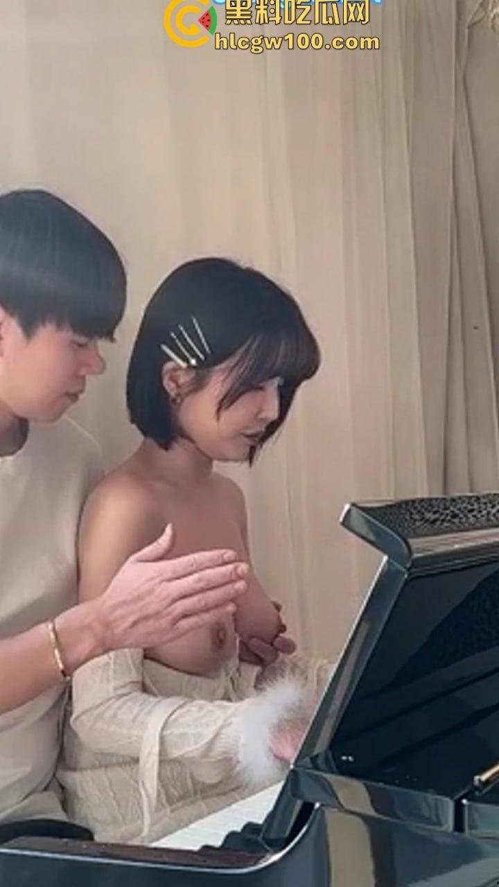 泡菜国前女团成员【Chungwall】盛世容颜极品模特 沦为财阀玩物大尺度私拍视图 水超多！-9