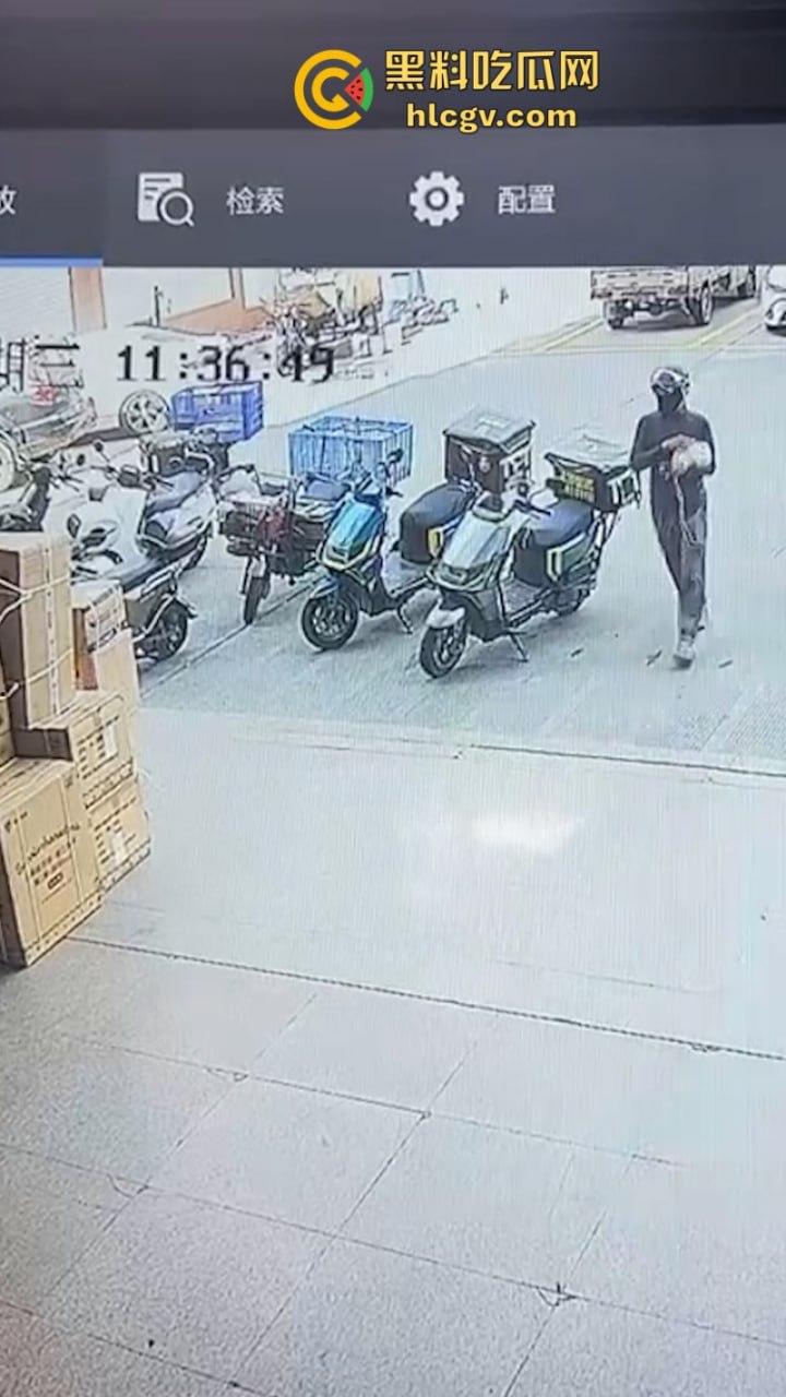 广东汕头一写字楼外卖频繁被盗 监控曝光小偷竟是同行相残-1