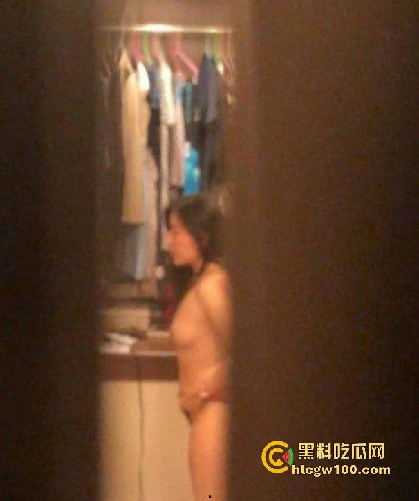 虎逼崽子偷拍亲妈裸照换王者荣耀皮肤，群里卖裸照赚零花钱，打的菜还要皮肤！-19