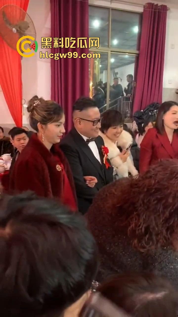 福建长乐豪横彩礼!弟弟结婚,姐姐姐夫随手见面礼138万带一套房,这样的亲戚给我来一打!-6