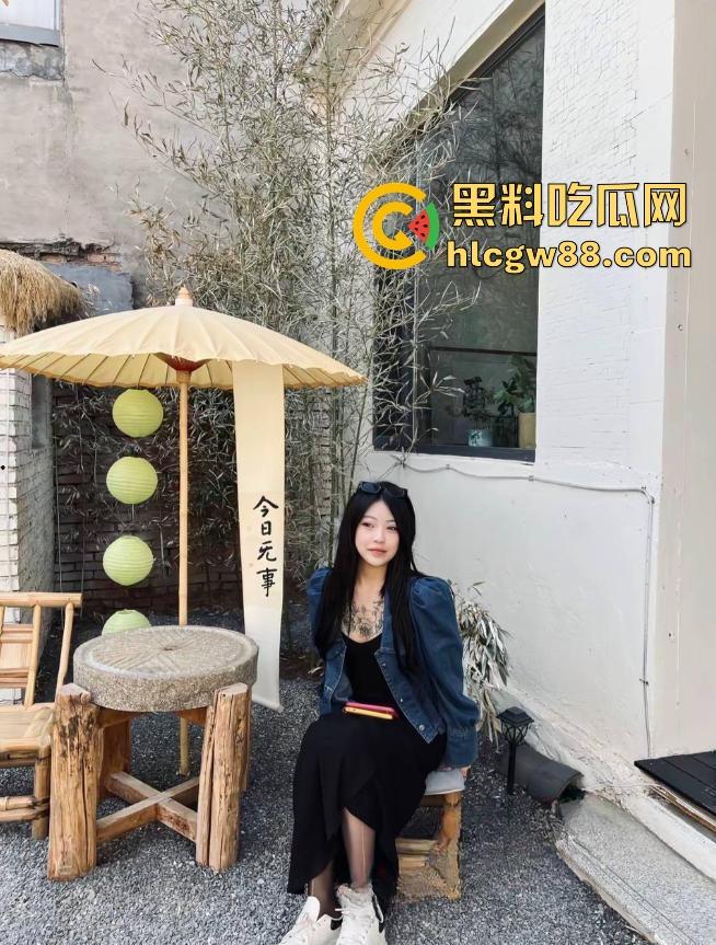 山东寿光顶级名媛【陈雅鑫】性爱视频疯传，富二代男友深夜疯狂输出，清纯女神竟被当成肉便器轮番爆操？-2