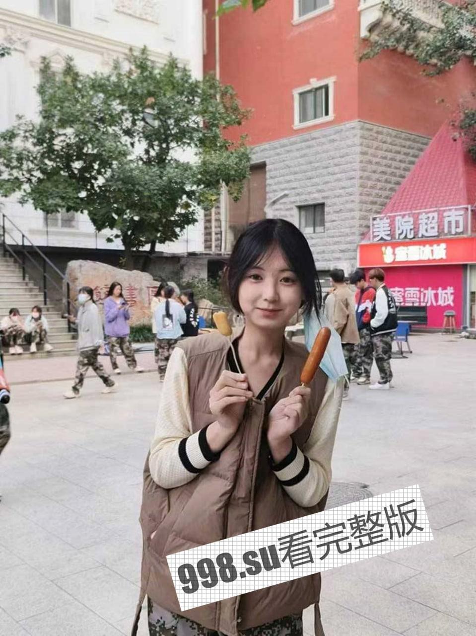 泄密！河北美术学院 大一播音系清纯女神张子怡 惨遭男友报复 性爱视频泄漏-6