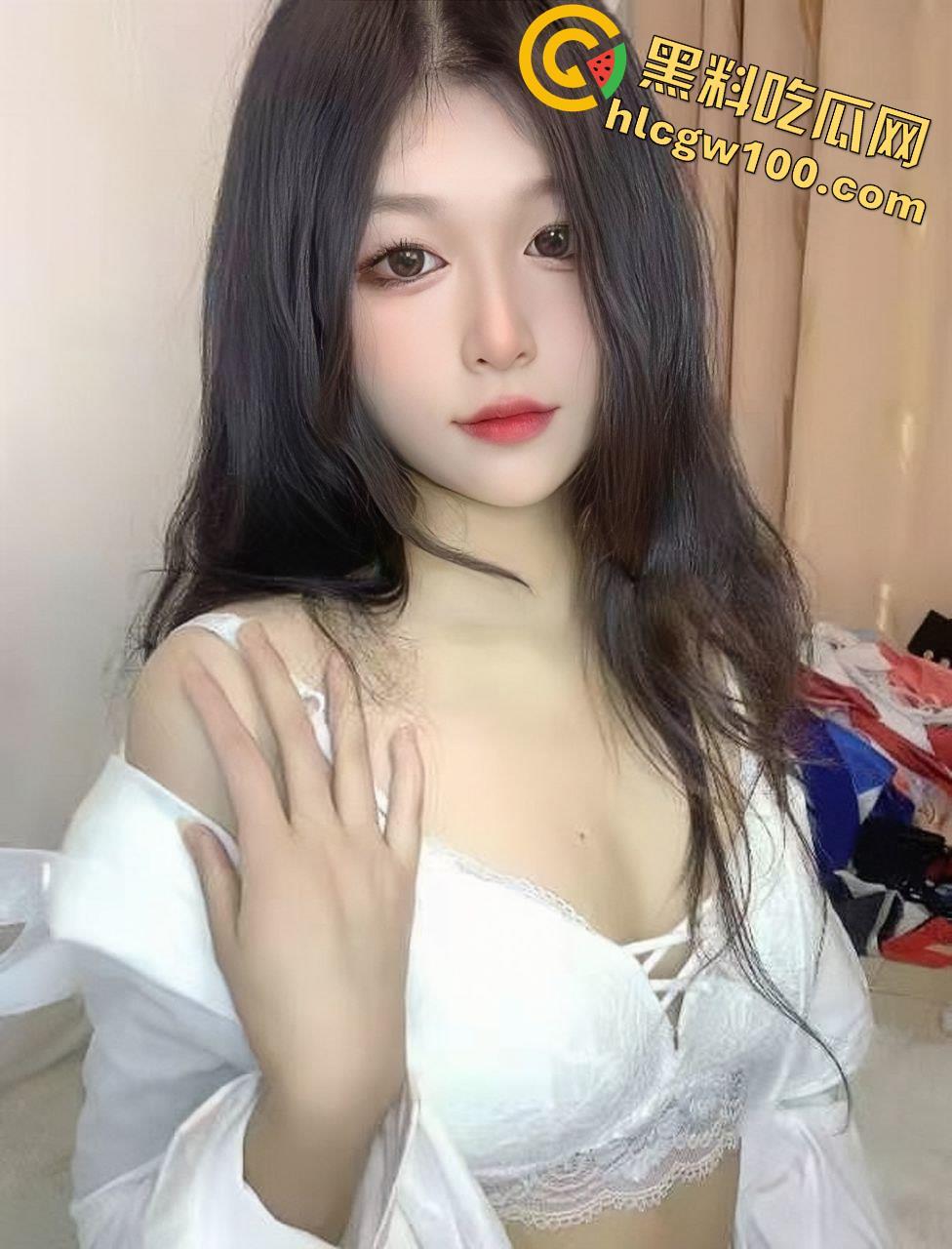 推特女菩萨【桃谷若姬子】露脸反差唯美COS，洛丽塔搭配白丝黑丝，展示粉嫩鲍鱼-45