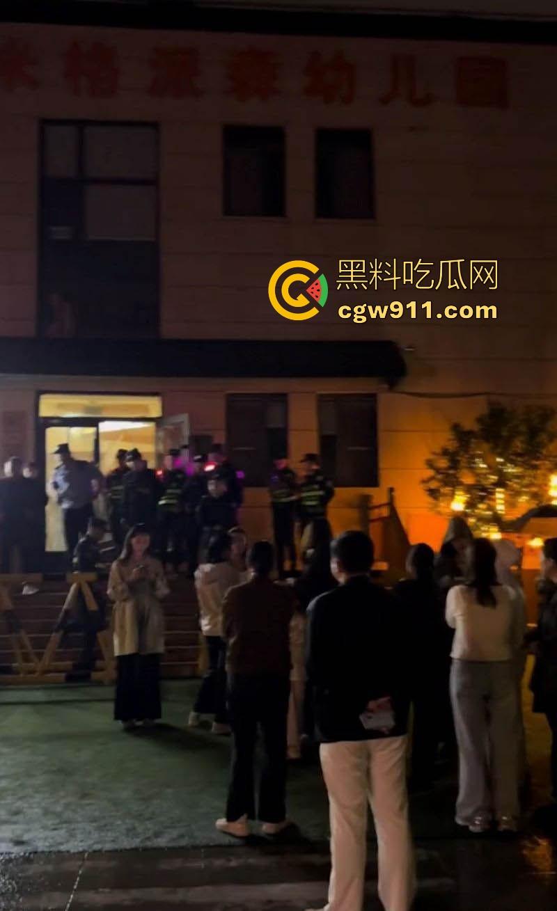 沂南米格派森学校虐童！大量家长上们要说法，掐肚子关黑屋捂脸，孩子浑身淤青哭喊，简直人渣不如！-4