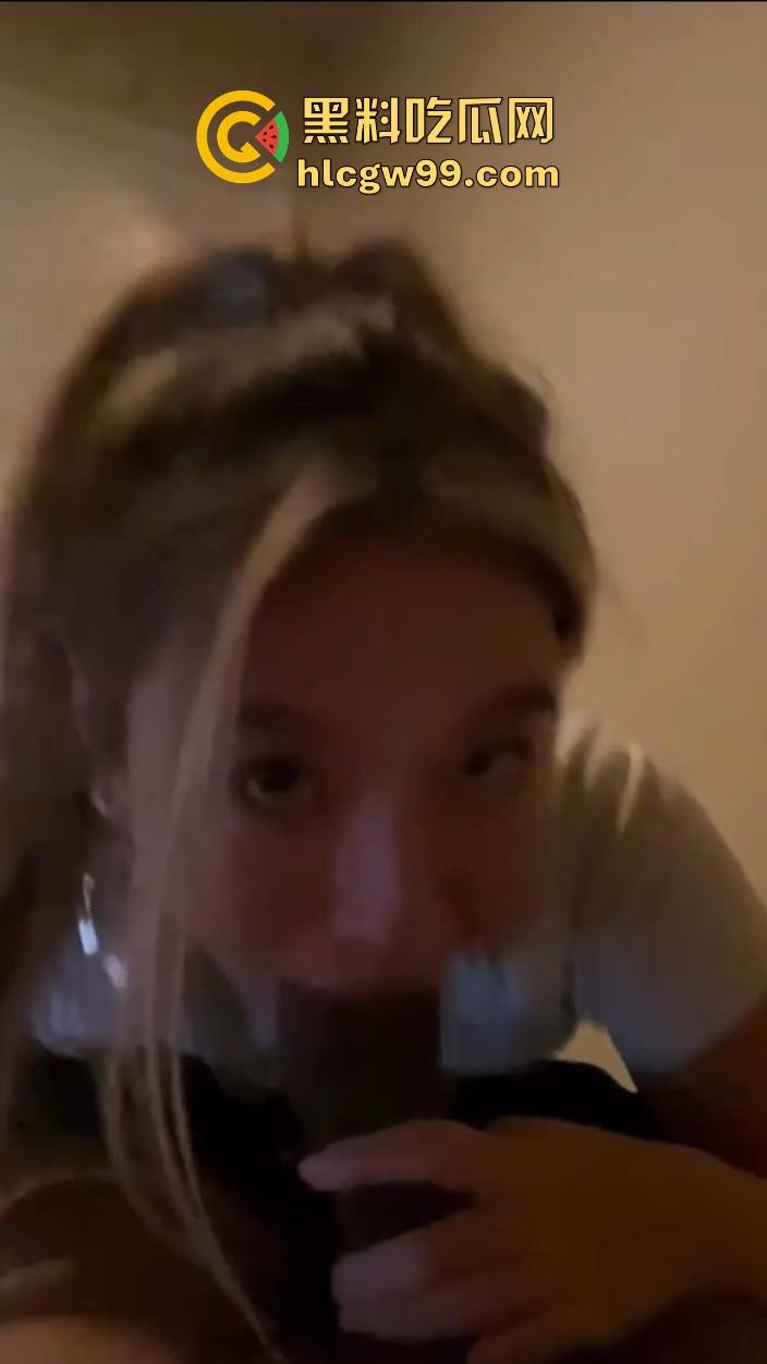 台湾媚黑淫荡母狗【刘紫伊】调教视频曝光，舔马桶 舔脚 颜射 口交听话无比，纯纯鸡巴套子！-14