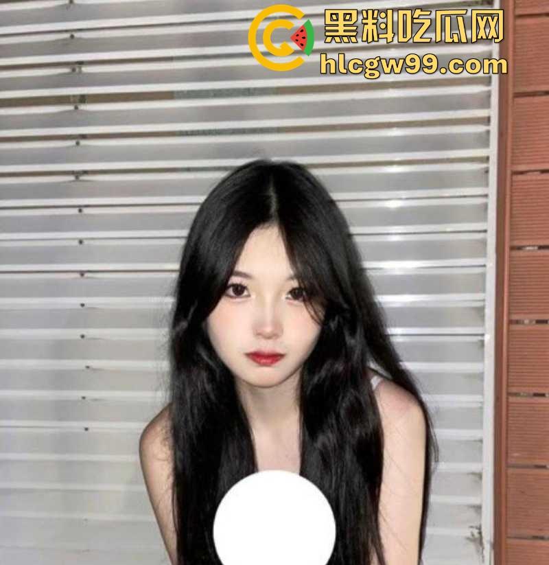 绿奴的自我救赎？绿帽大学生生日大礼亲手把女友送进别人的房间 在隔壁听她喊疼 ，绿毛龟的命运已无法更改！-3