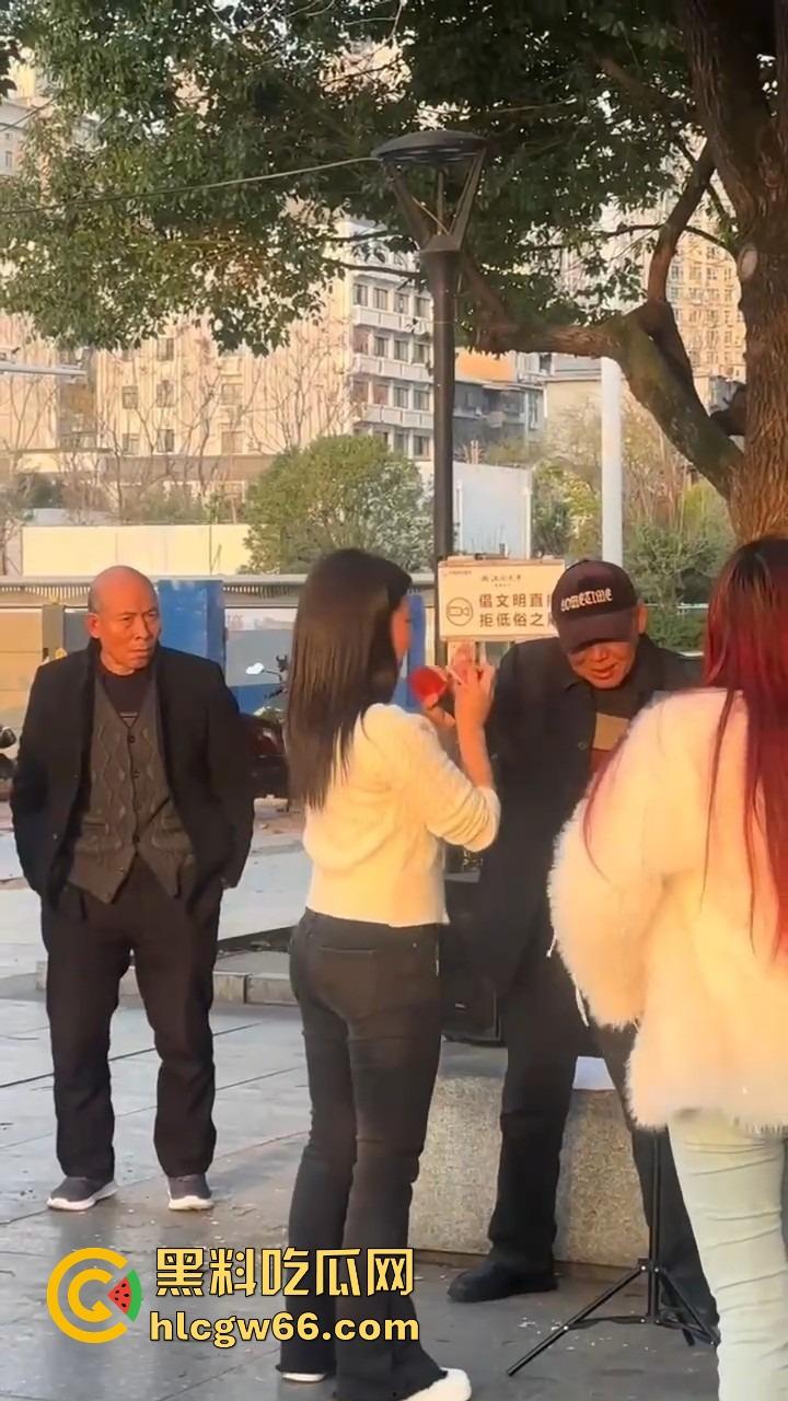 山西晋城榜一大哥线下打赏真实版拒绝中间商，拒绝平台抽成主播秒送身，钱花在刀刃上！-6