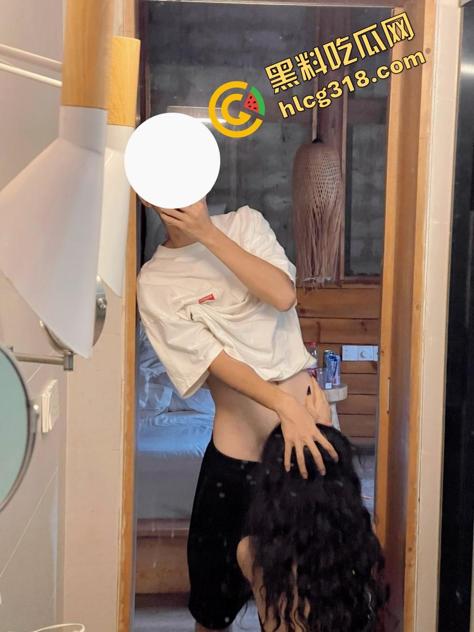 江苏泰迪王又开冲了，一天操四次小母狗没一个顶得住，几个00后炮友姿势全用上还是撑不过十分钟！-9