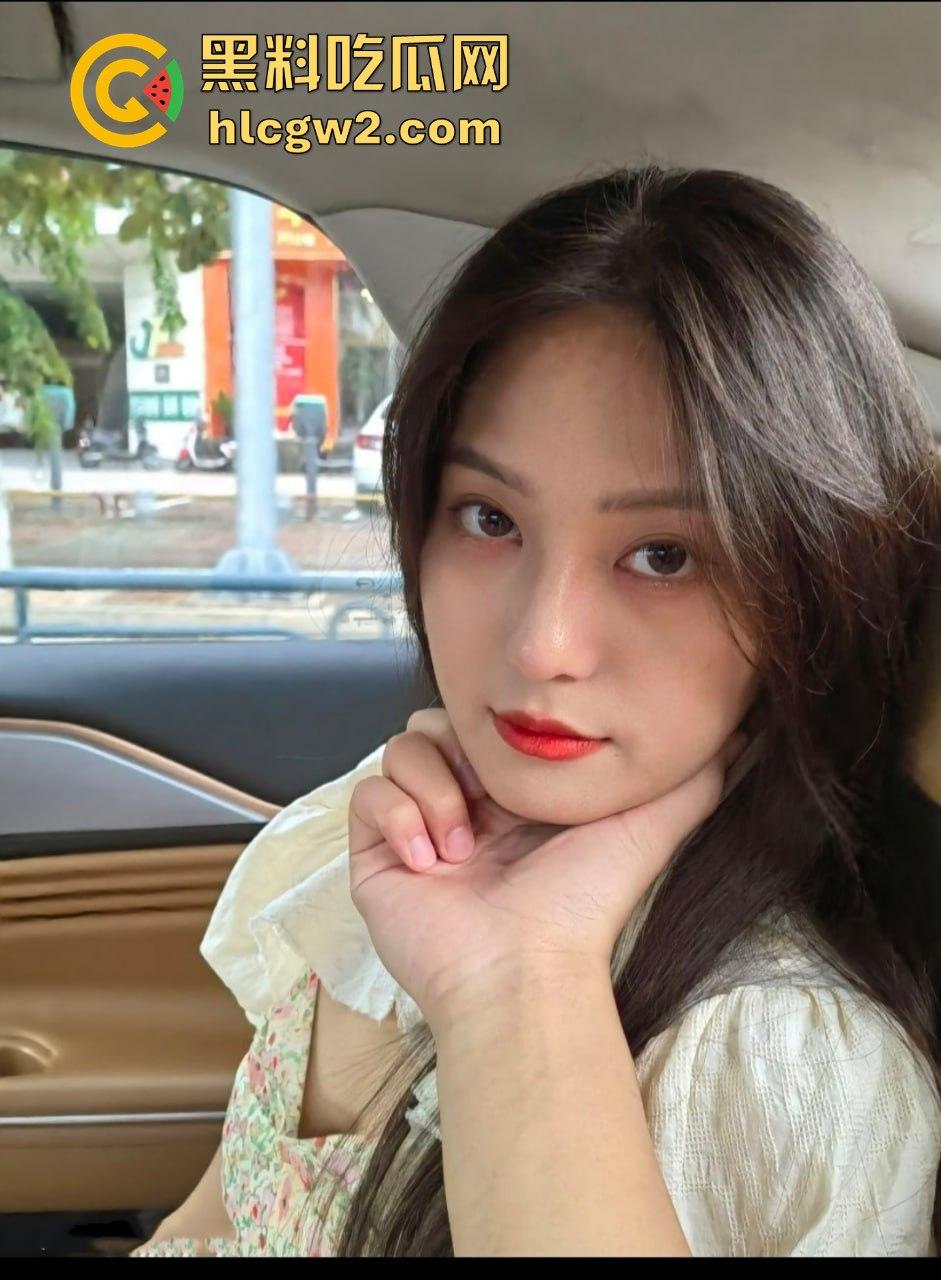 身材爆表的广州钢琴老师『邱子怡』,钢琴弹得好,口技绝活更让人上头!来看看她是如何让人欲罢不能的!-3