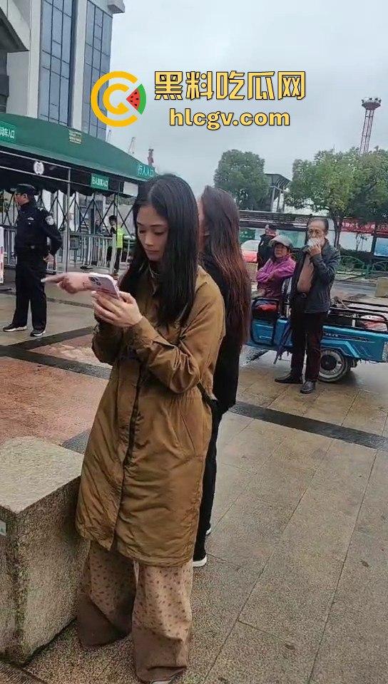 苏州张家港双山岛事件引发争议！四个小孩溺水，父母不救只等救援，网友怒批：自己孩子都不管？-12