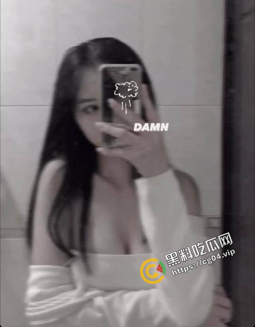 台湾内科护理【翊沛】 被曝光 被开发3洞 跟黑人3p 背着老公1v6 在医院帮病人打飞机视频流出-4