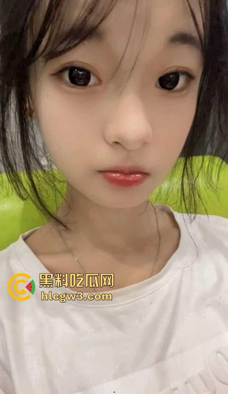 江西理工大学南昌校区反差骚货【孙思芸】 清纯脸皮下藏着小母狗灵魂拍裸照勾学长,被玩成肉便器视频曝光!-6