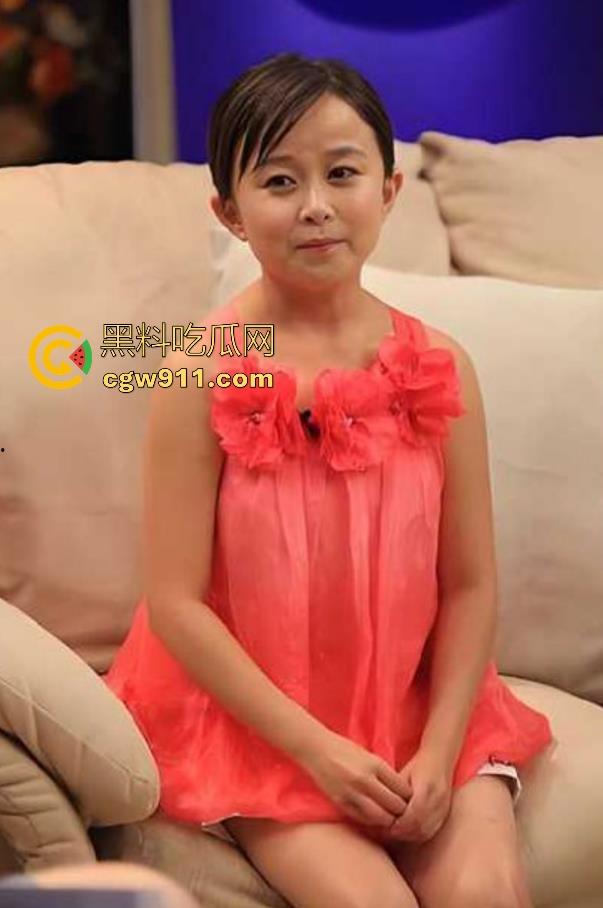 中国达人秀，袖珍女演员【朱洁】被侏儒前夫【秦学仕】，举报婚内出轨【柴彦吉】，拍摄的小视频被曝光！-10