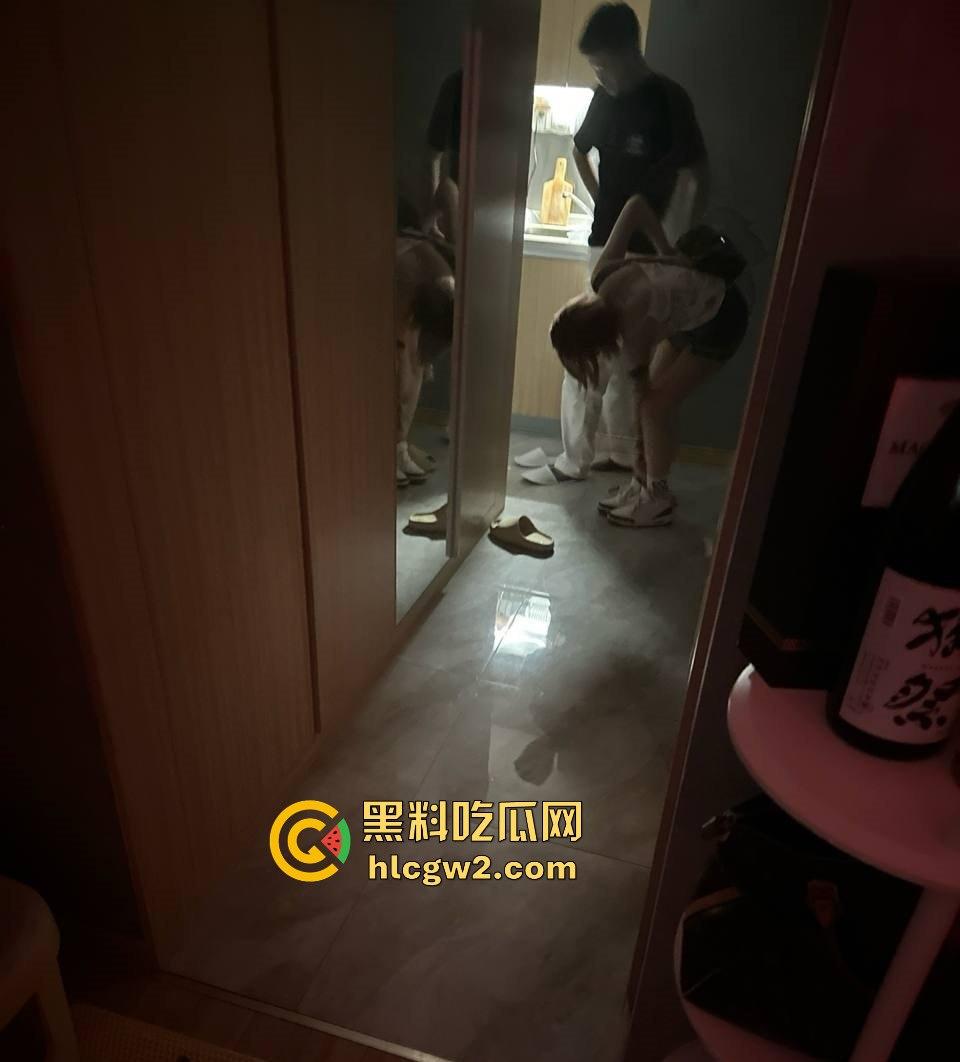 约啪大神高价付费福利！强推学生妹COS【徐婷】干得她浪叫连天，十个COS九个骚，真特么没毛病！-7