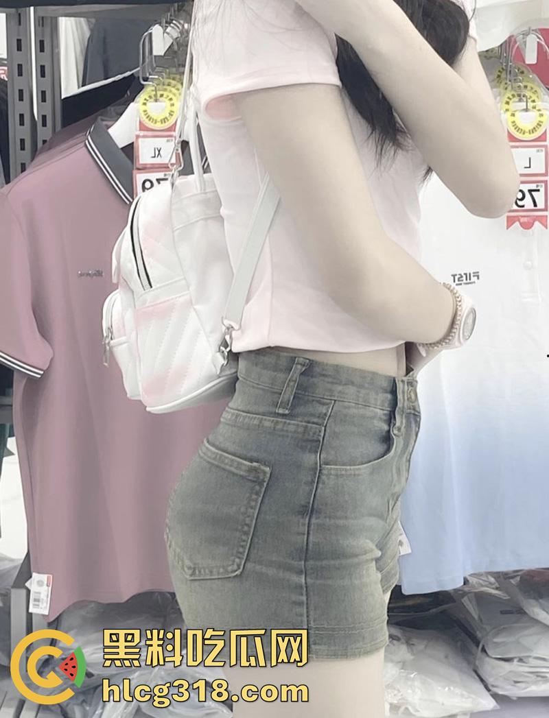 江苏大奶长腿尤物【何钰萌】高颜值完美身材校花女神，却被调教成淫荡母狗，足交口爆无套狂操！-5