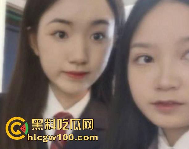 长沙商务骚货【林楚涵】出差喝晕主动上门舌吻开干，微胖极品嫩逼内射三次，老公常年不在成了兼职炮友！-3