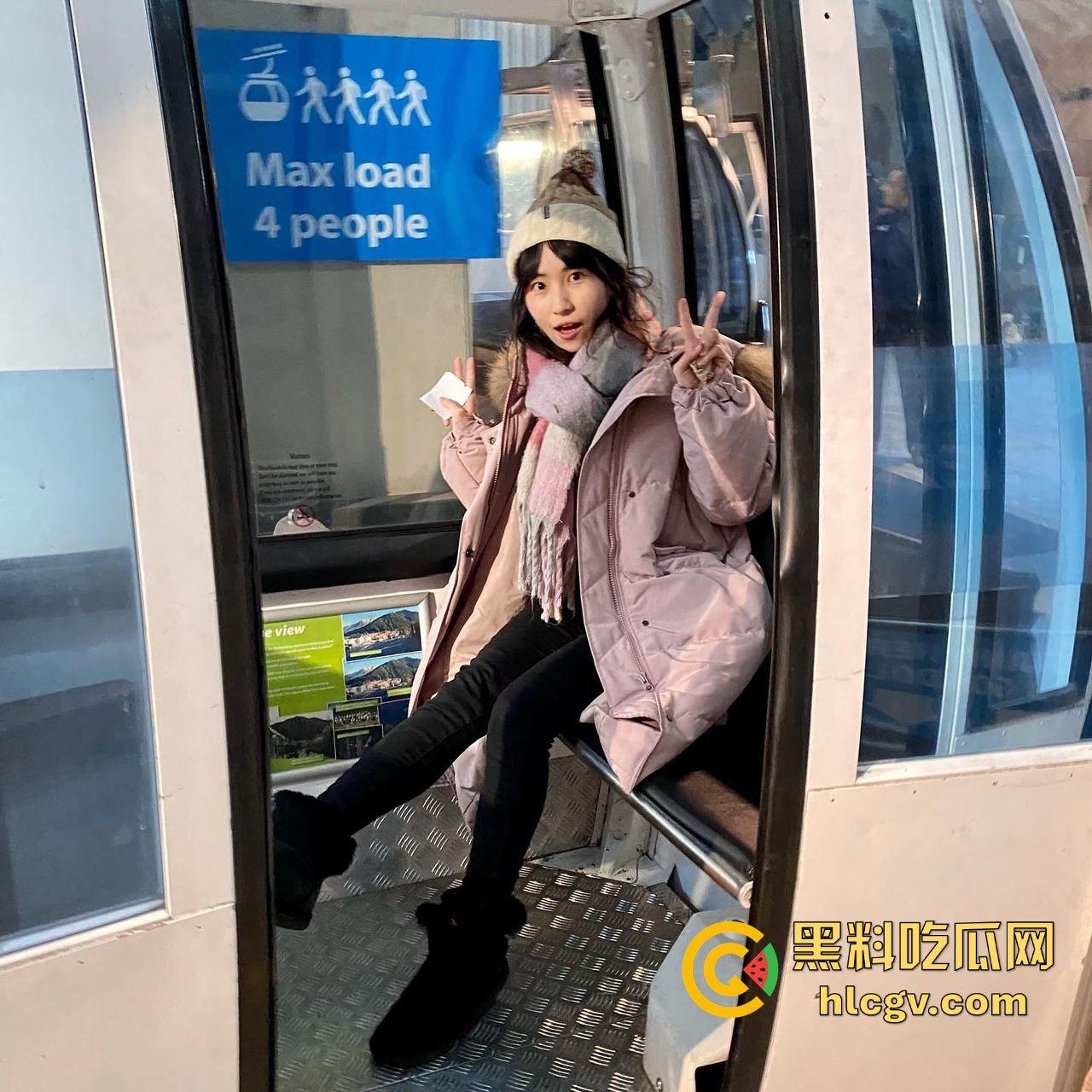 校花『李思思』娇小白虎视频外泄，青海艺术学院一夜爆红！淫像销魂这实力直接进传媒了吧？-2