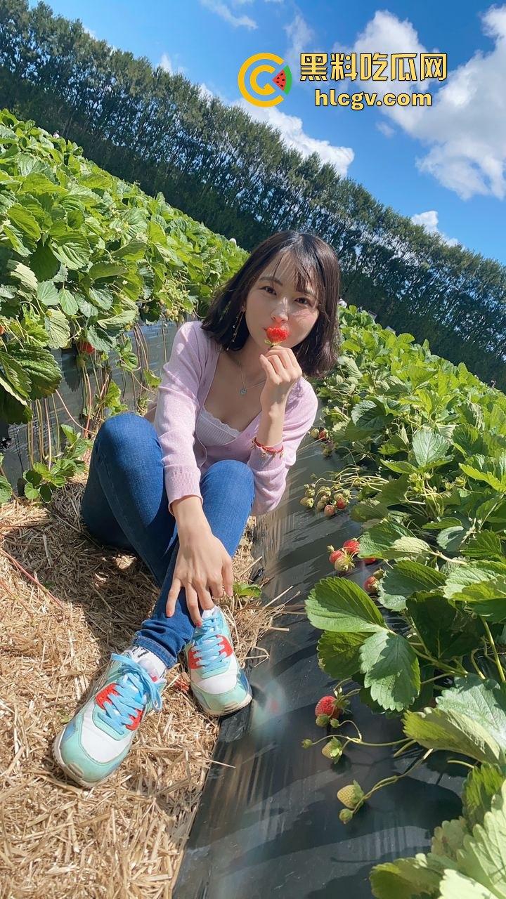 校花『李思思』娇小白虎视频外泄，青海艺术学院一夜爆红！淫像销魂这实力直接进传媒了吧？-3