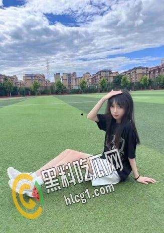 刚上大一的新生学妹 被拿下 小穴和奶子都发育的不错 特别是那诱人的奶子 床上还犹如母狗般主动!-3