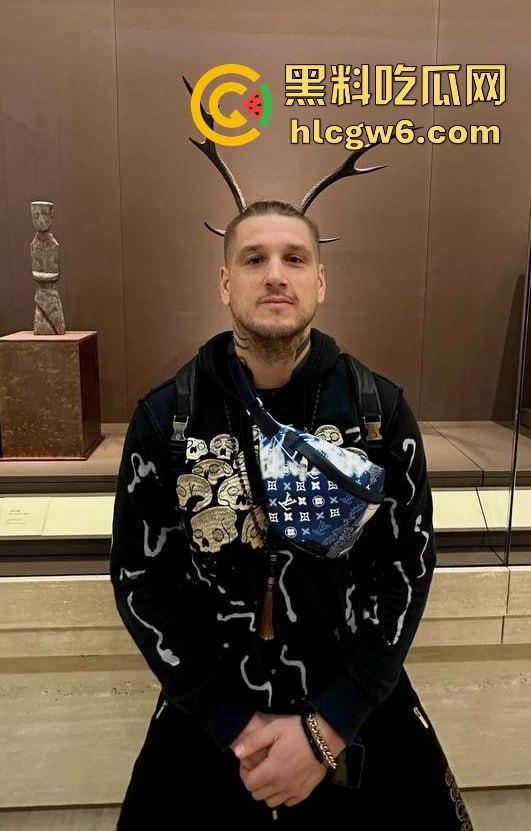 CSGO职业选手【宙斯Zeus】玩疯了,上海约炮大连工业大学黄婷后,转战东南亚开淫趴,女粉丝被当狗溜!-14