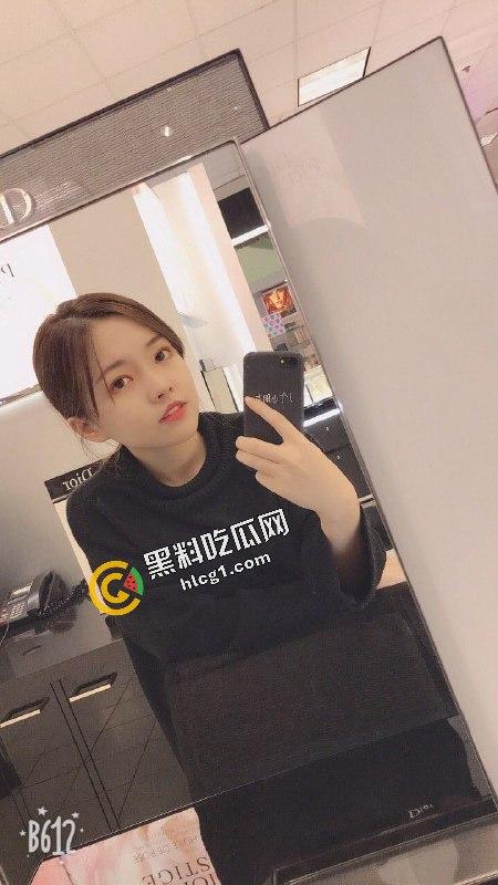 加拿大留学生『李天宜』乖巧玲珑可爱妹子 与男友私密性爱视频外泄-8