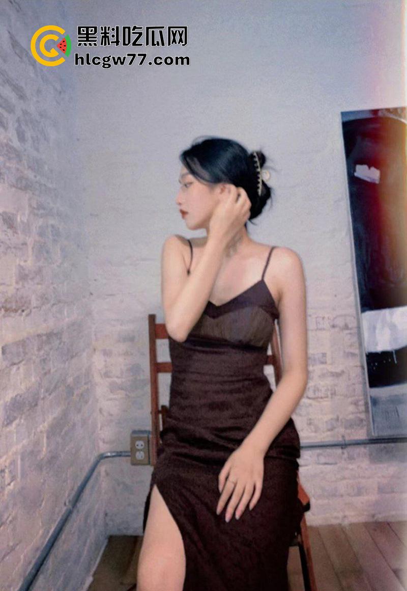 宁波舞蹈生骚母狗【范琳】，高颜值反差御姐，高冷的颜值配上高挑的身材，在床上淫叫连连！-5