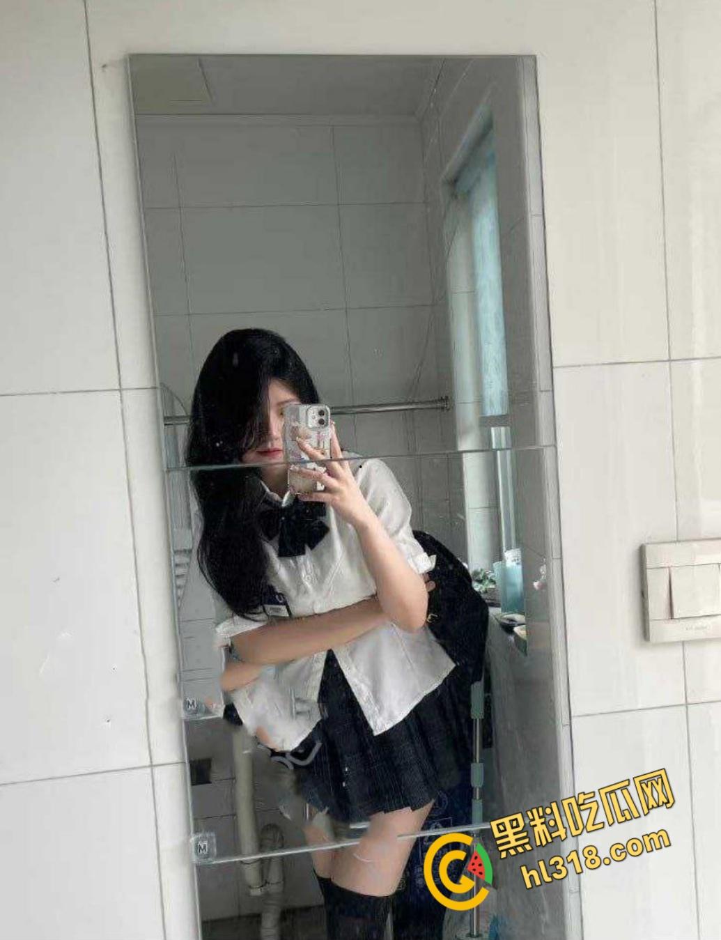 苏州农业技术职业学院【陈思言】,树洞约出来的巨乳学生妹,第一次见面就开房,直接调教成小母狗 !-3