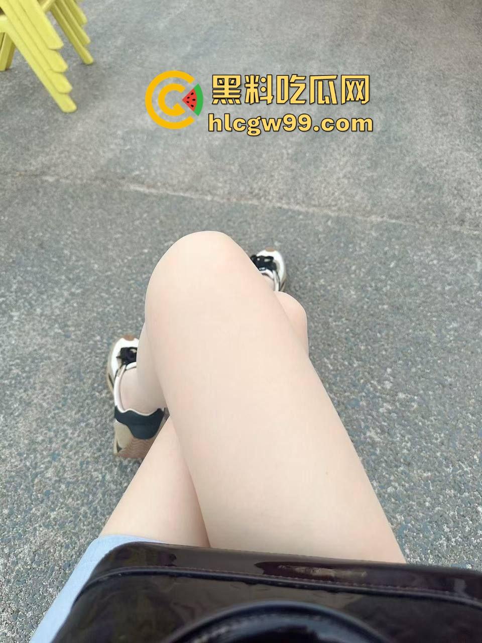 小编推荐！湖南长沙反差御姐【刘依依】 社交软件撩骚约炮视频裸聊，隔着镜头都阻挡不了的骚劲。-11