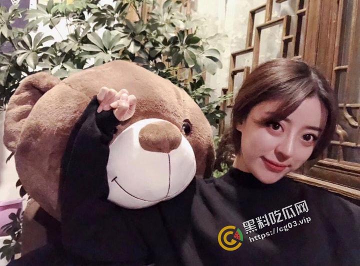 沧州 高颜值反差婊【金诗媛】与男友全套性爱自拍视图流出 细腰美臀 吃鸡内射 完美露脸-1