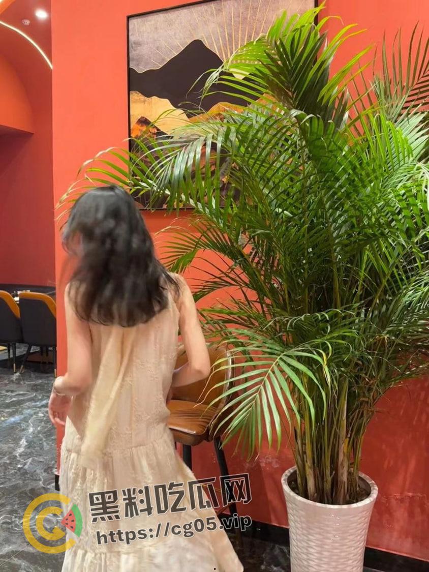 德州学院大二母狗 一个主人不够找了两个主人 带着跳蛋上课 在厕所被口交爆炒 性欲非常旺盛 经常勾搭陌生人干她-3