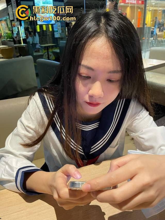 河南省驻马店医院反差护士【吴新园】口交取精保存，最新一弹1小时36分资源爆出，内容引入眼球！！-12