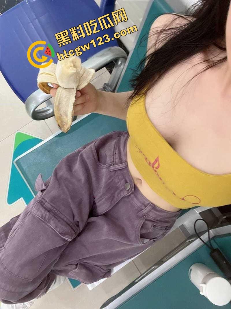 小乳猪成广东圈新晋约炮神器？清纯外壳下的满级骚货，只要转账秒开腿，她是开门见逼型选手！-5