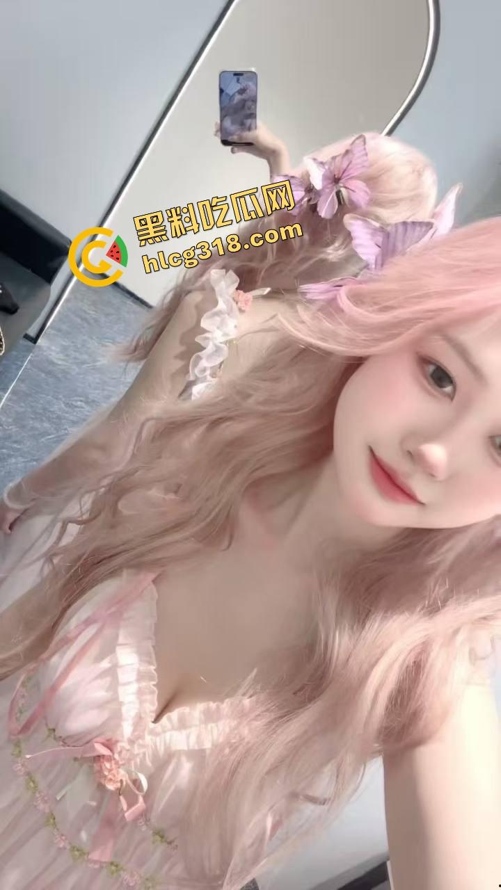 牛逼情侣把儿童乐园当野鸡窝，俩人操得像荡秋千，年轻人技艺高超做爱，监控也是录得一清二楚！-1