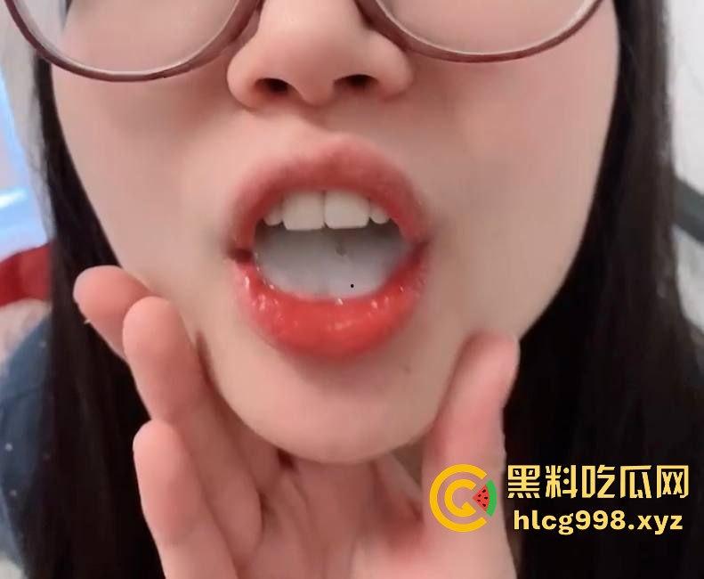 青海师范大学嫩妹【雷娇】翻车！党员身份掩盖不住母狗本色，异地男友曝光无套约炮视频！-12