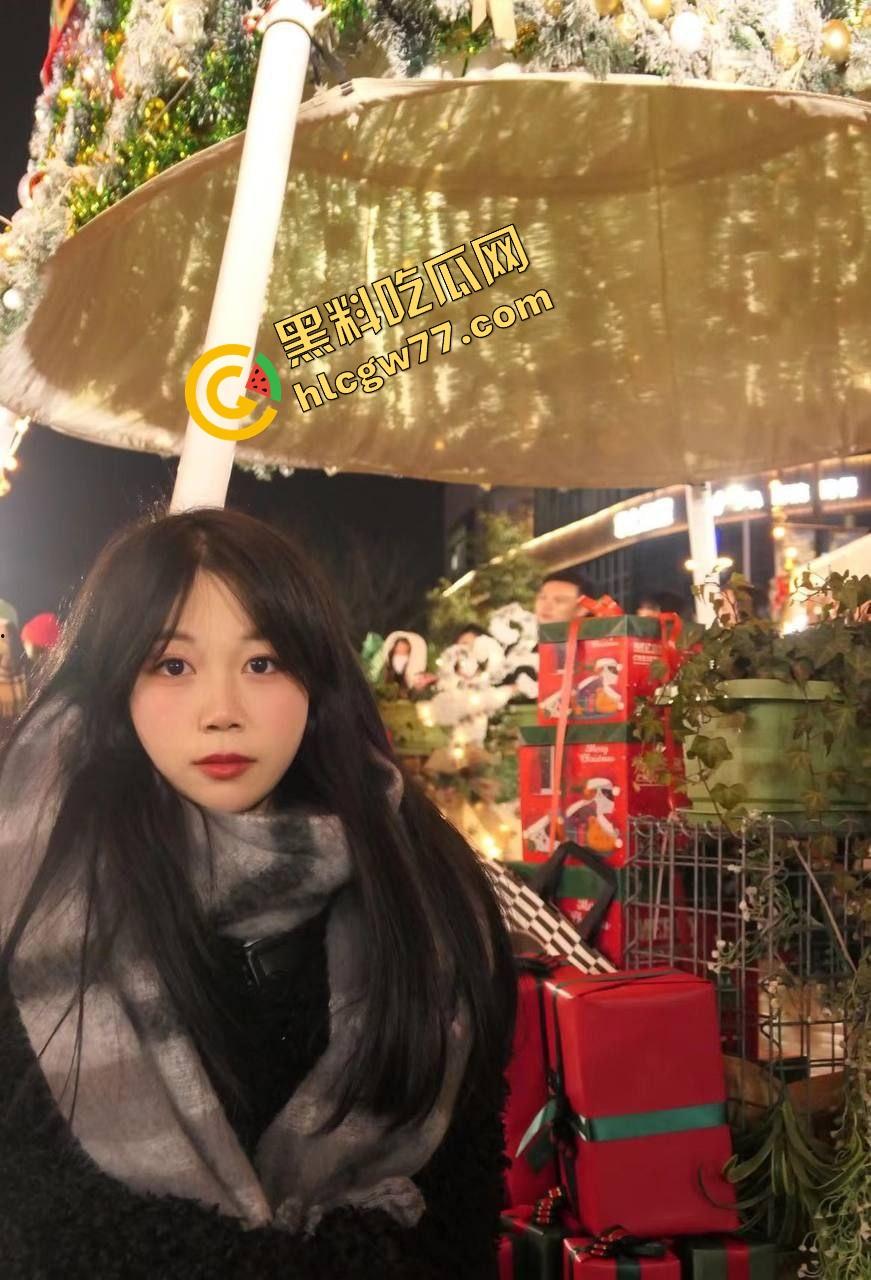 河北艺校女大学生【王丽丽】酒店调教片流出,狗链无套爆操全来了,这小母狗骚得离谱!-2