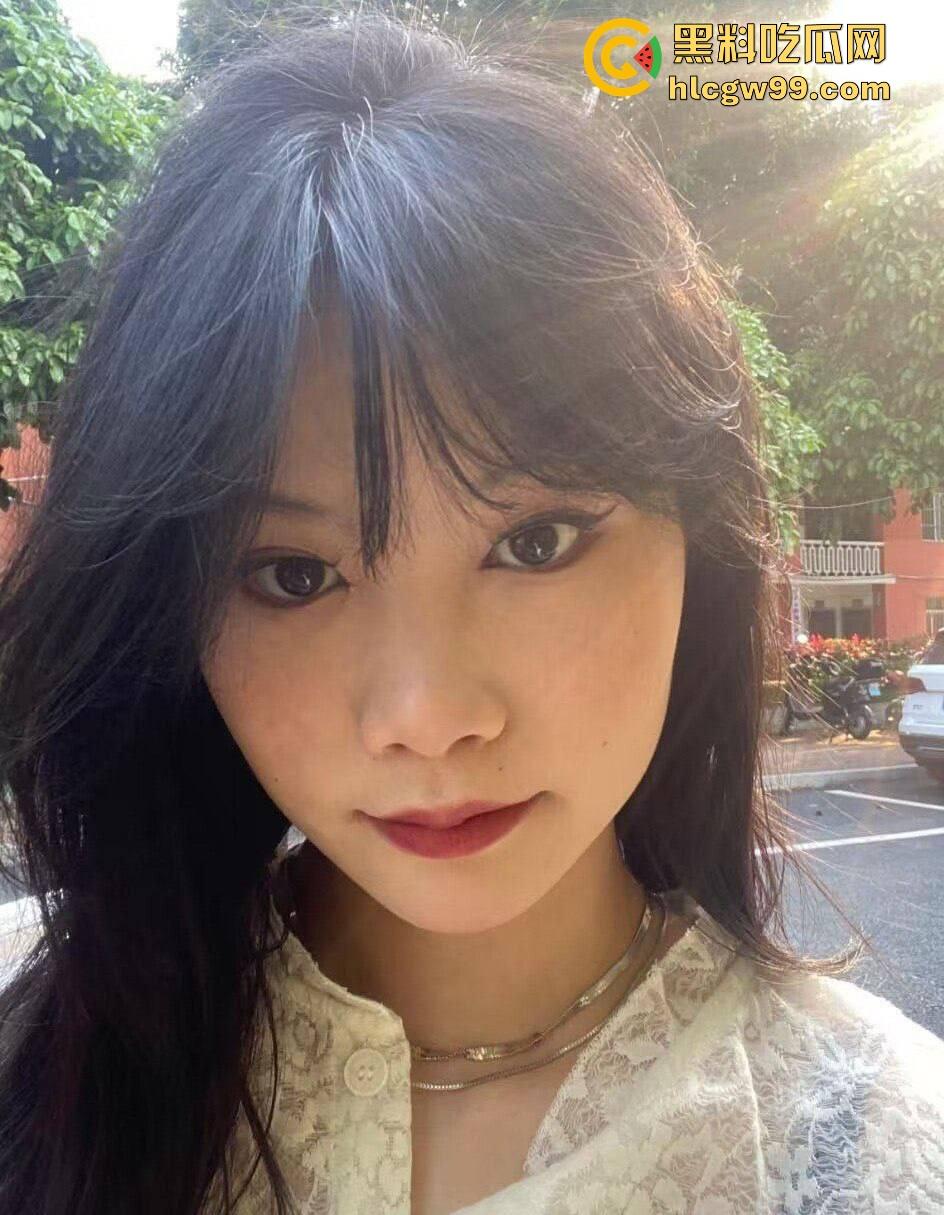 哈尔滨工程学院大一学妹【魏雯雯】性爱视频曝光,娇喘连连自动打桩机式疯狂 一秒变母狗!-1