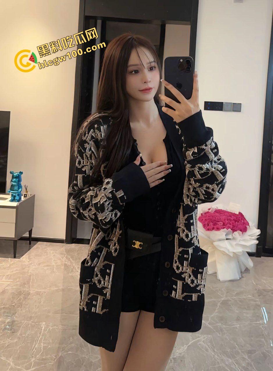 云南曲靖卖淫女骚鸡『冯婉玉』超模出身的顶级炮架 包臀裙深喉口交!爆插骚逼淫叫娇喘!独家原创流出!-1