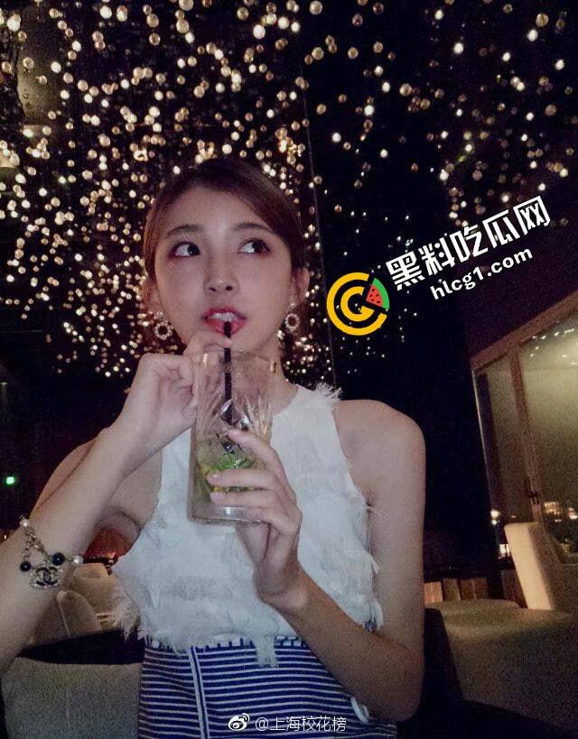 上海师范大学校花吃鸡巴视频曝光,爱好王者荣耀,疑似小代变干爹!-5