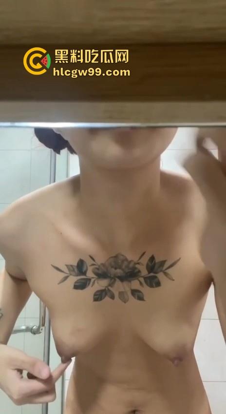 广西清纯美艳小妹【杨柔】自慰视频流出，童颜黑母狗在线调教，诱惑不断！-10