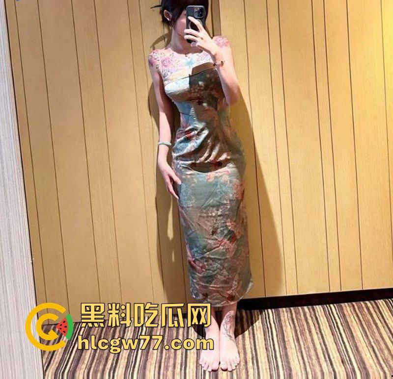 纹身男女激情性爱 极品身材肥臀纹身妹 被大屌男友爆操抽插 性爱自拍视频流出-1