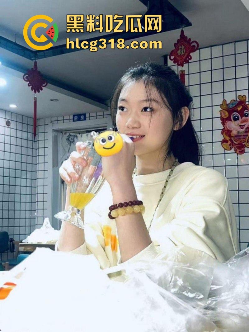 沈阳师范舞蹈学院【孙熙妍】假期连操三天三夜 叫得比闹钟还准 时刻准备着含蛋深喉服侍猛男！-1