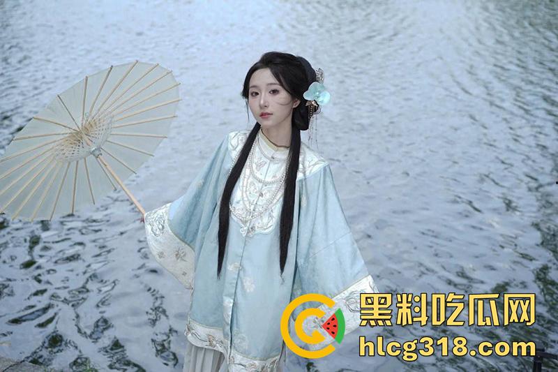 一线天嫩鲍女神田思涵,苏州师范清纯甜妹,背着男友约操体育生,结果被渣男泄漏视频曝光!-1